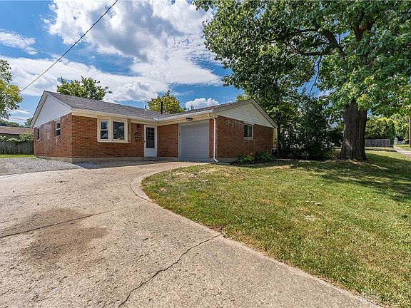 4th image of 2328 Eden Ln