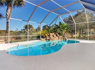 8893 SE Hawks Nest Ct, Hobe Sound, FL 33455