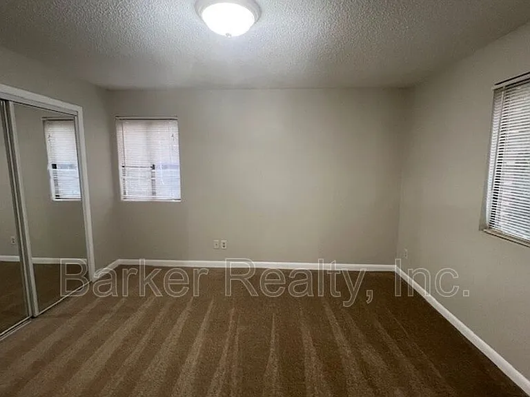 205 E Ransom St #1B — Photo 7