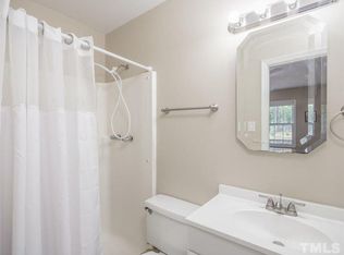 109 S Woodrow St, Fuquay Varina, NC 27526