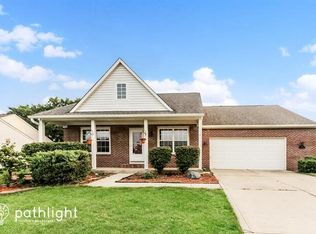 496 Yorktown Ln, Avon, IN