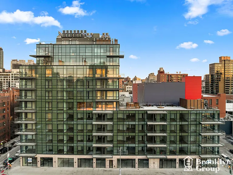 556 Baltic St #709 — Photo 37