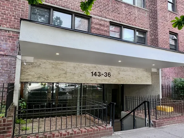 143-36 Barclay Avenue image 1 of 1