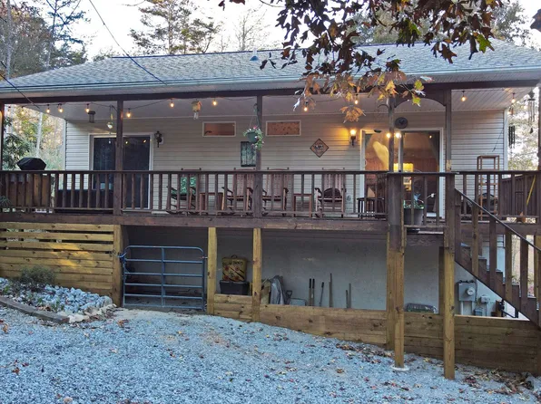 2321 Elizabeth Ann Ln, Young Harris, GA 30582