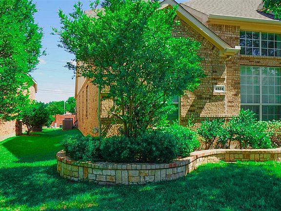 3rd image of 4524 White Rock Ln