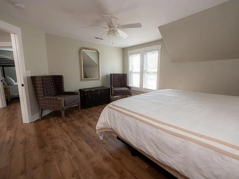 3401 Alpine St SW — Photo 10