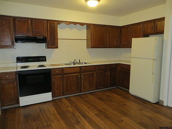 2nd image of 1777 Central Ave APT 2