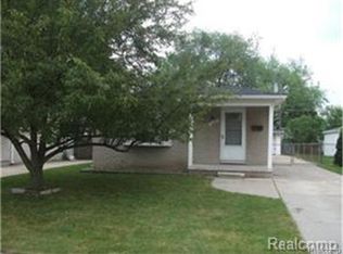 26283 Southwestern Hwy, Redford, MI 48239