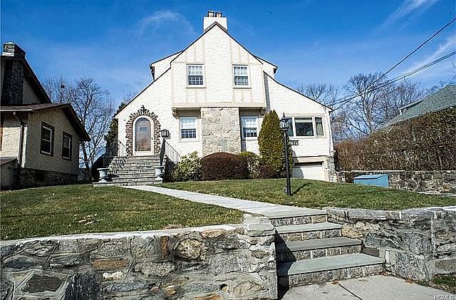 1st image of 115 Harmon Dr