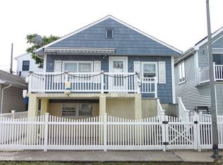 71 Wisconsin St, Long Beach, NY 11561
