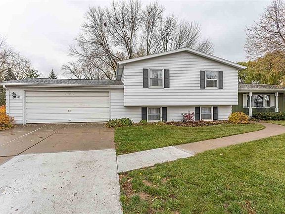 4th image of 2081 E Vista Cir