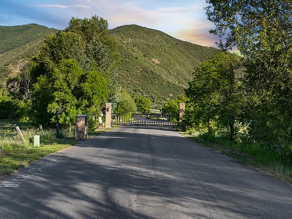 3rd image of 10686 S Covered Bridge Cyn #14