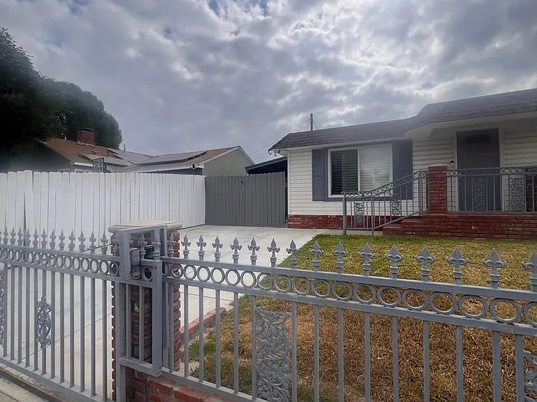 12202 Colima Rd — Photo 4