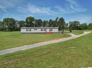 525 Oaky Point Rd, Latta, SC 29565