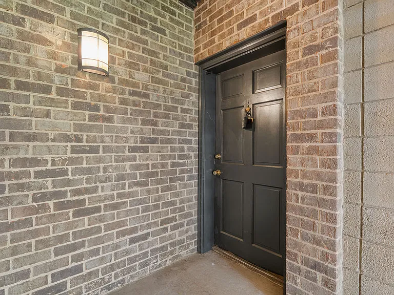3636 Taliluna Ave #527 — Photo 4