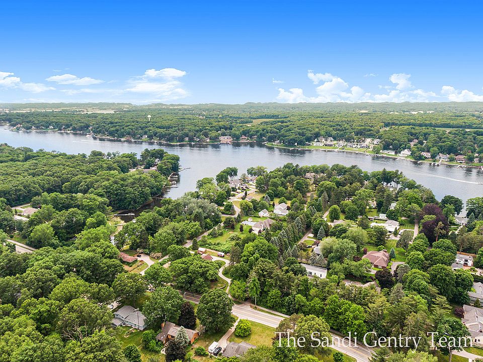 18639 N Fruitport Rd, Spring Lake, MI 49456 MLS 22025424 Zillow