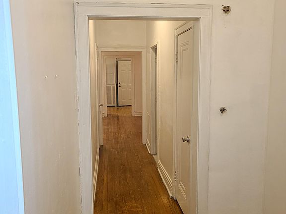 3rd image of 4934 N Lawndale Ave #1