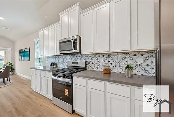 2216 Inglenook Grove Dr — Photo 7