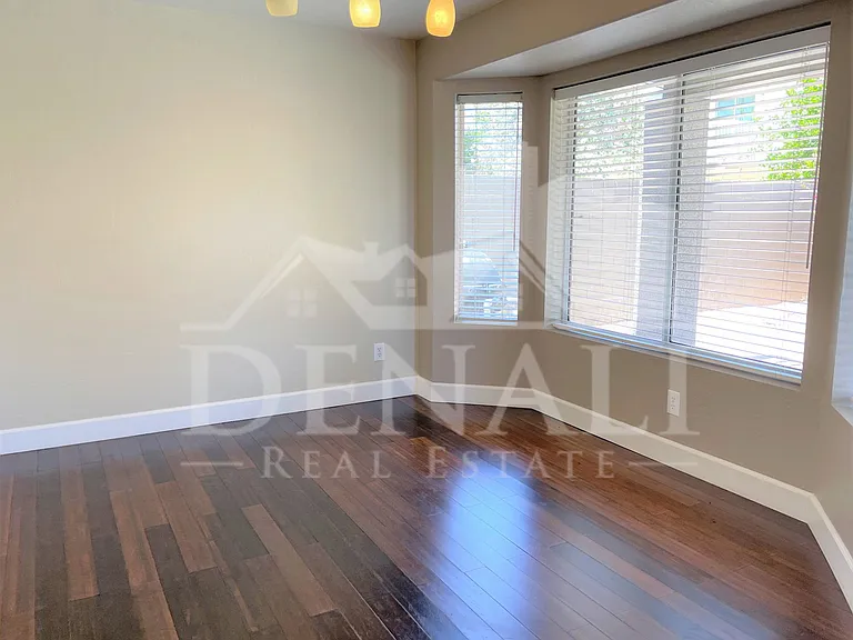 3602 E Windmere Dr — Photo 5