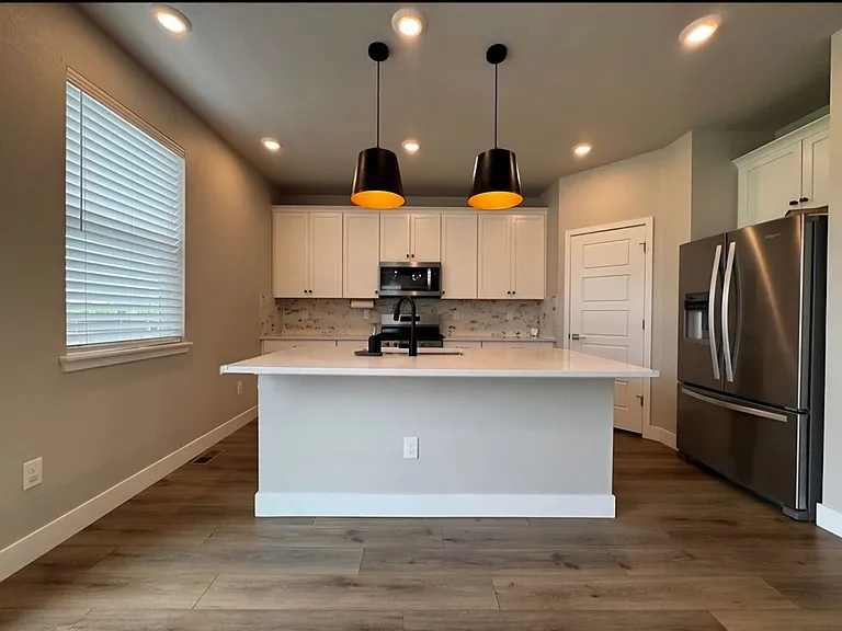 13427 Broad Wing Dr — Photo 10
