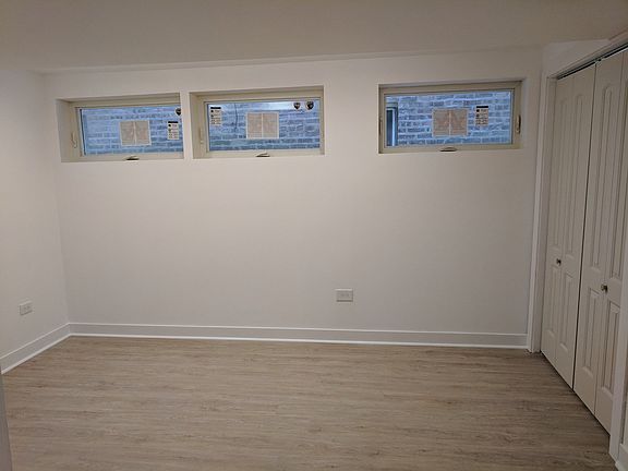 5th image of 6434 N Hamilton Ave #G