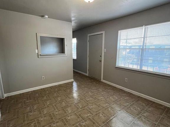 4th image of 5006 Cavalcade St #50-38