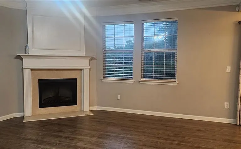 413 Windstone Trl — Photo 9
