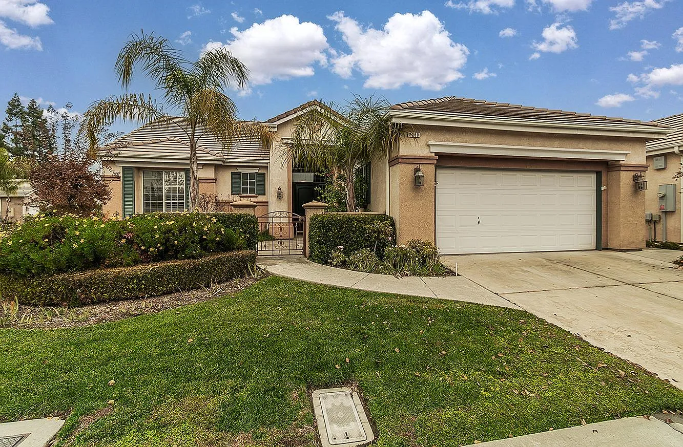 2080 W Via Lante photo 1