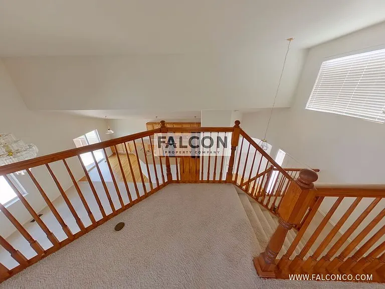 6536 Graymont Dr — Photo 14