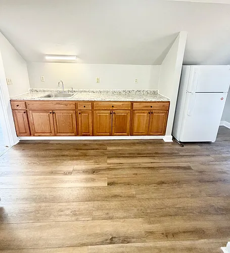 83 Gibbs St #3 Photo 1