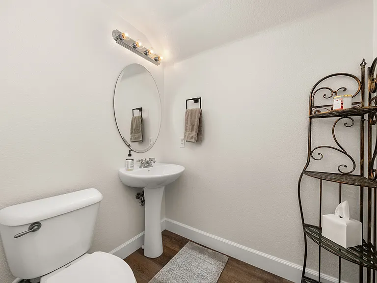 13190 Murano Ave — Photo 7