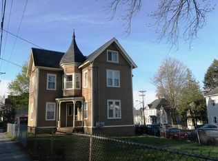 906 Bridge St, Lowell, MA 01850