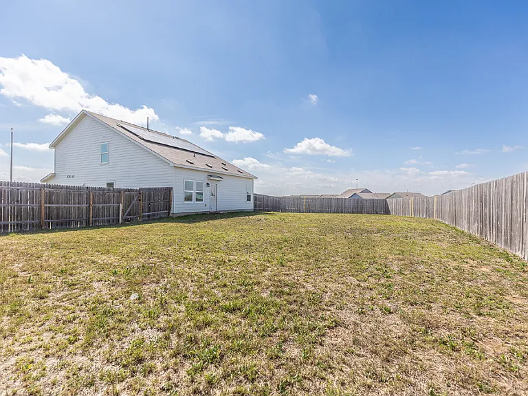 2766 Rosefinch — Photo 32