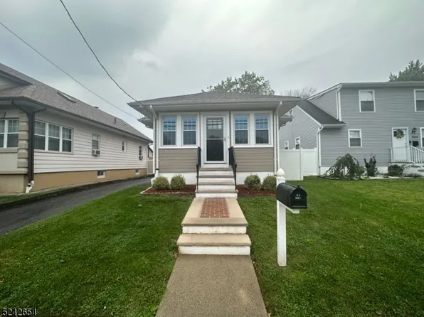 2054 Barnett St, Rahway City, NJ 07065