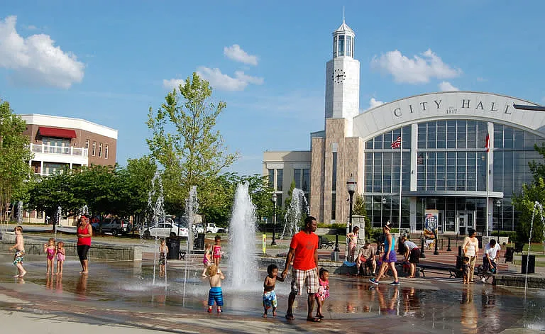 Steps away from lots of restaurants and happenings.