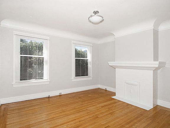 2nd image of 430 Scott St #10