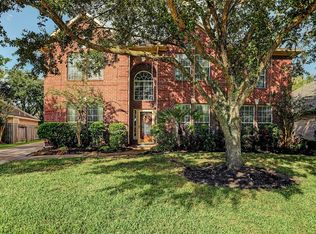 4504 Canyon Crest Dr, League City, TX 77573