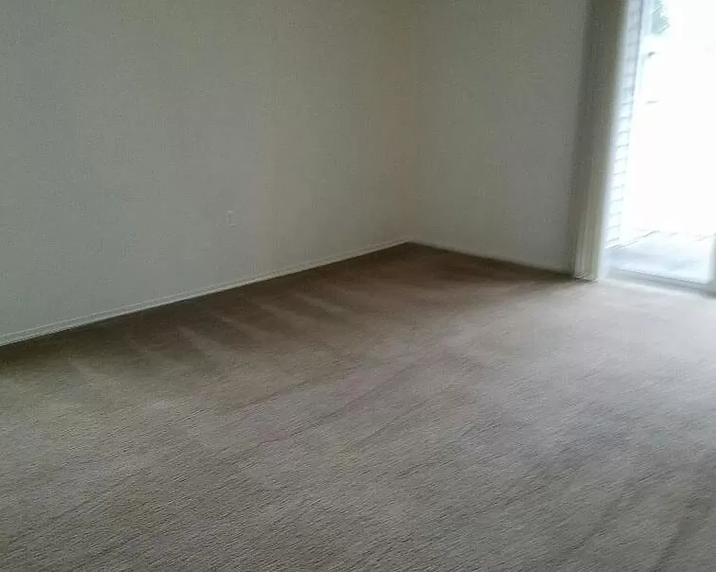 Dearborn Square Apartments — Photo 2