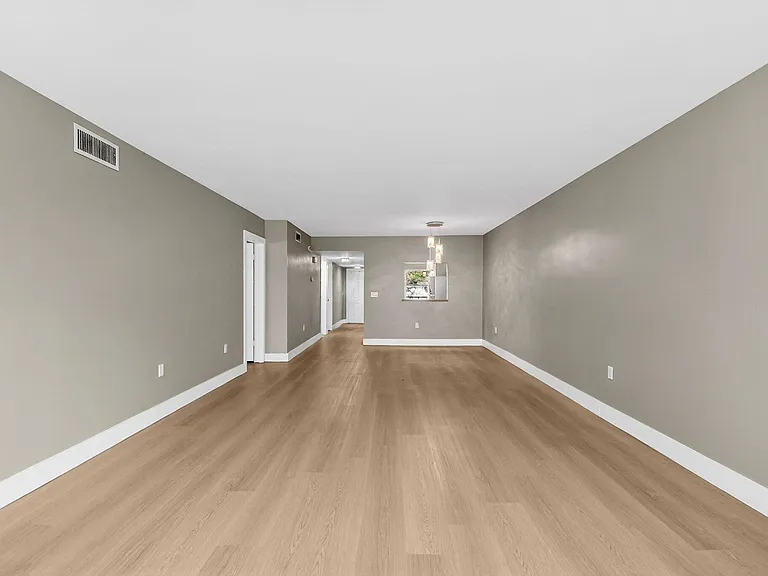 2018 SW 29th Ct #642 — Photo 12