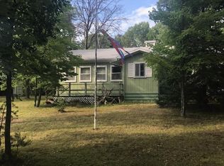 W11184 Deer Lake Rd, Crivitz, WI 54114