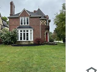 18920 Winslow Rd UNIT 2, Beachwood, OH 44122