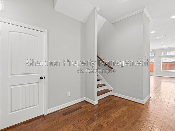 4th image of 5936 Kiam St