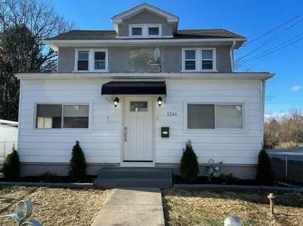 1241 Haverford Rd, Crum Lynne, PA 19022