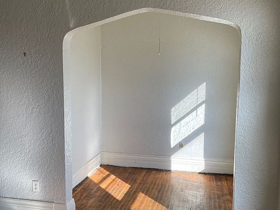 4th image of 109 Gertrude St #2F