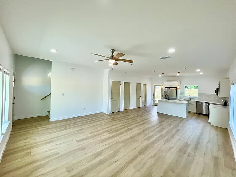 8913 Lorento St — Photo 3