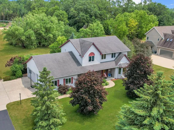 30945 Royal Hill ROAD, Burlington, WI 53105