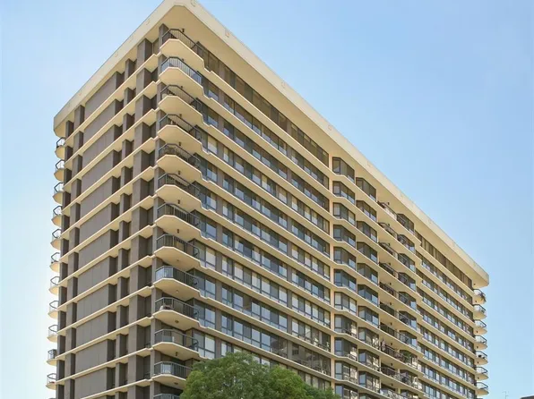 222 Monterey Rd Unit 706, Glendale, CA 91206