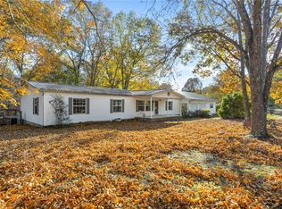 222 Sky Ridge Rd, Mountain Home, AR 72653