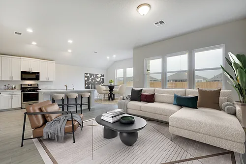 134 Edgewater Trl Photo 1