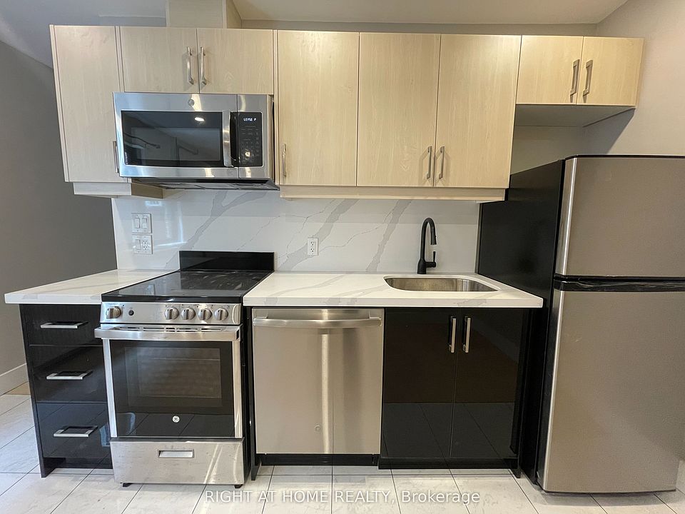 1st image of 416 Christie St #1